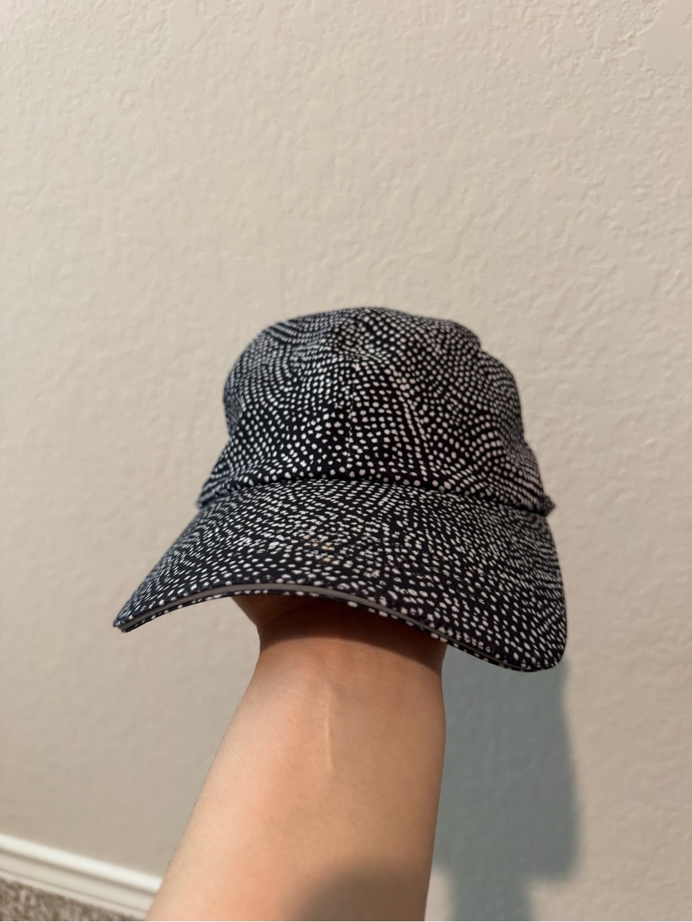lululemon athletica Black Speckled Visor